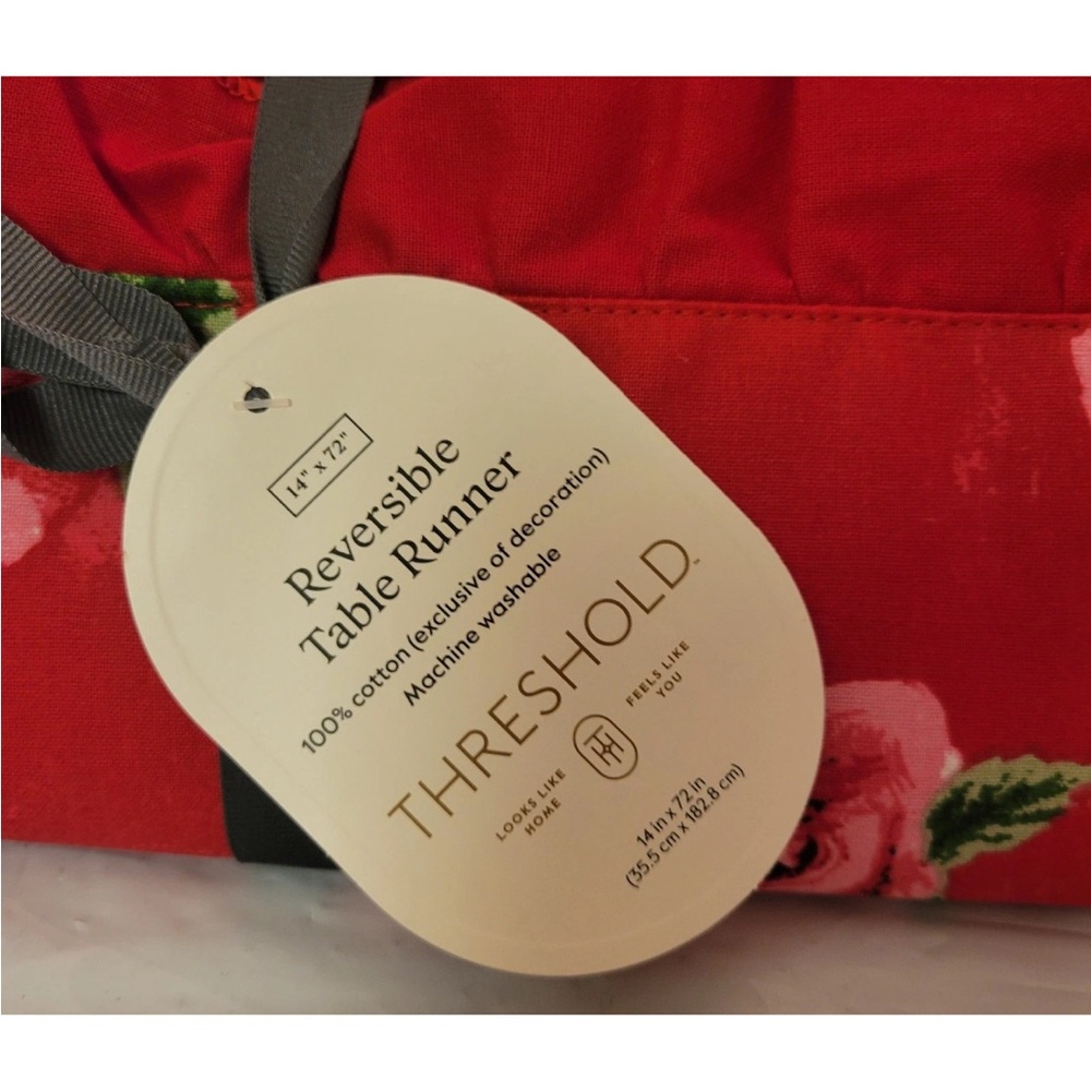 Threshold Valentines Table Runner Red Rose Stripes Ruffles 14” x 72” Reversible - Picture 6 of 9